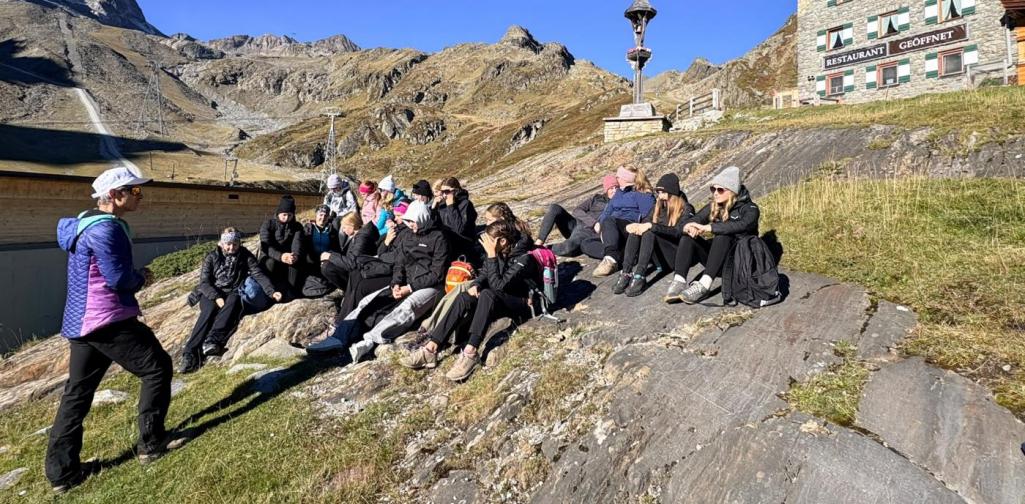 Infos für die Schüler/innen vor der Dresdnerhütte